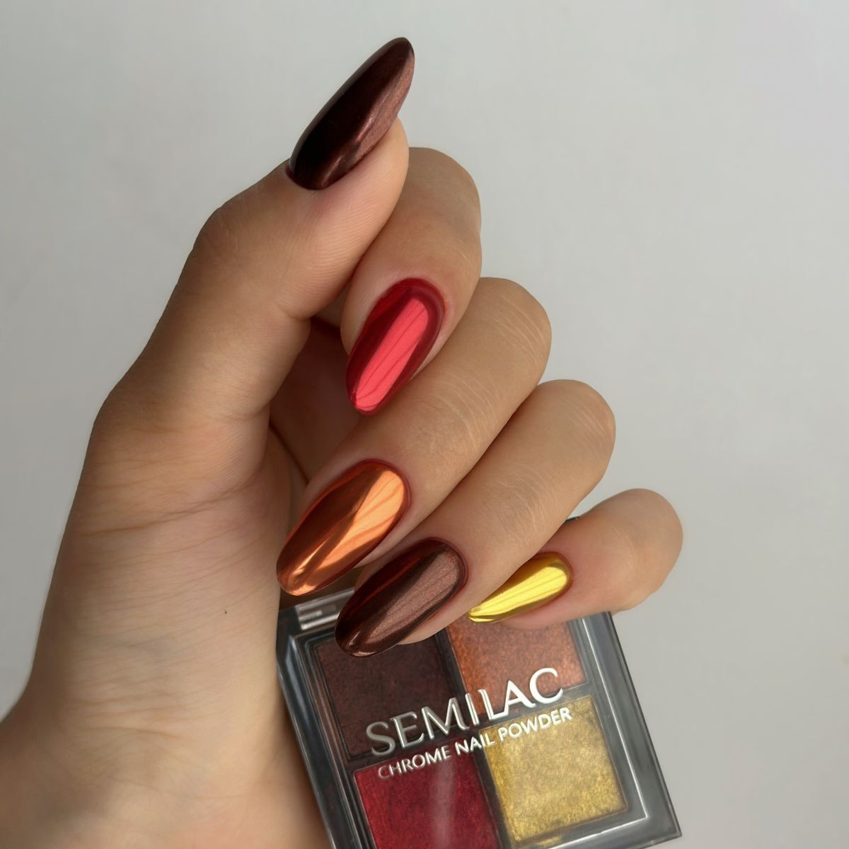 Semilac Pressed Nail Powder CHrome Palette 02