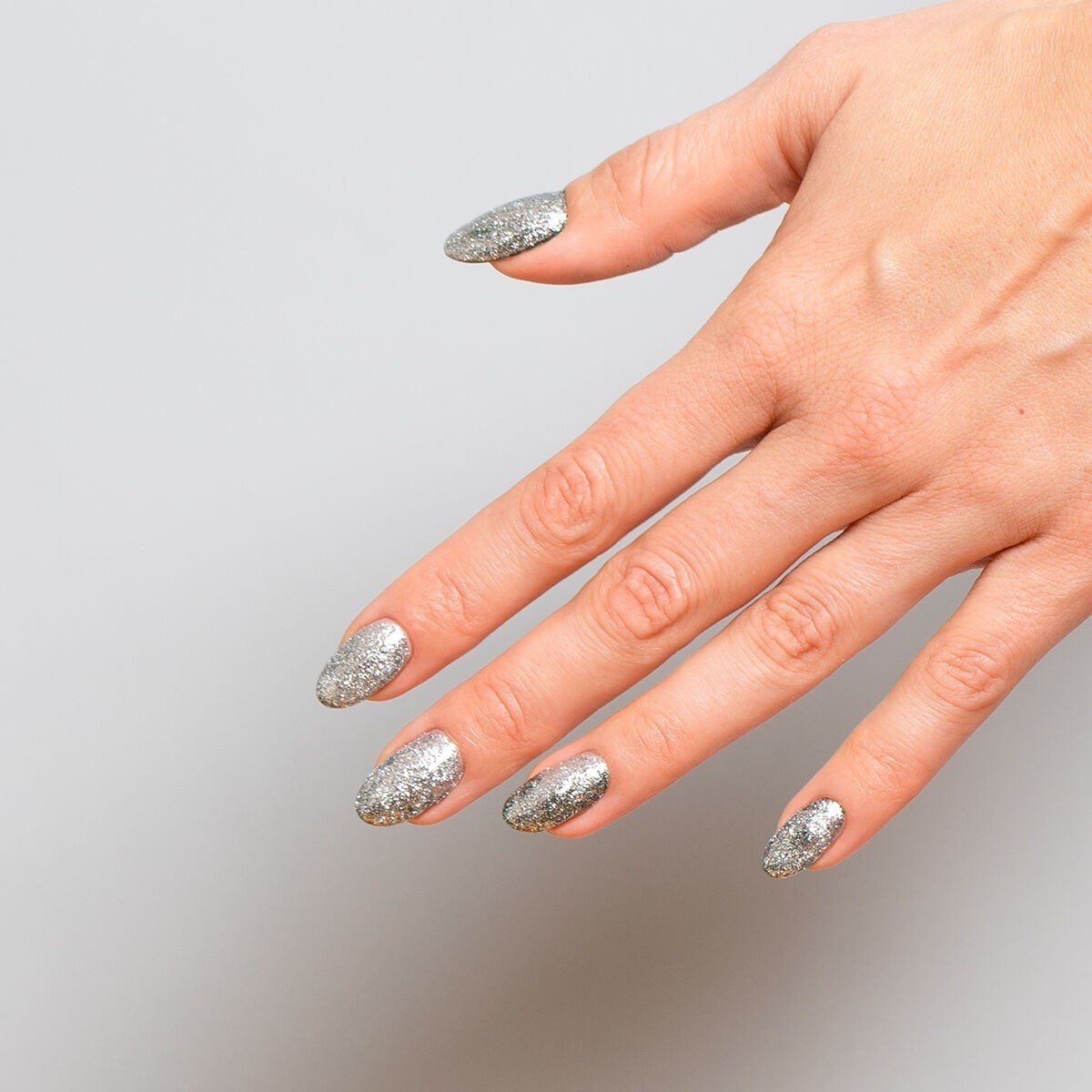 Semilac Professional P104 Frosty Silver 7 ml. - dermes store
